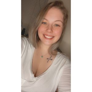 Meet your Posher, Mercedes